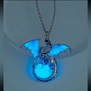 🐉 Awesome Dragon Luminous Glow In The Dark Necklace 🐉
